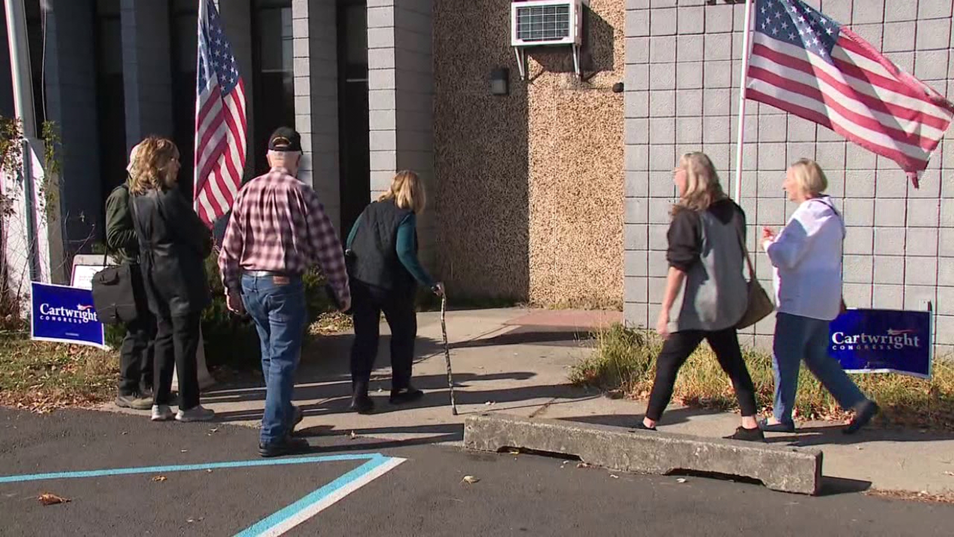 Voters across the area are casting their ballots, and Newswatch 16’s Melissa Steininger looked at voter turnout in Lackawanna County.