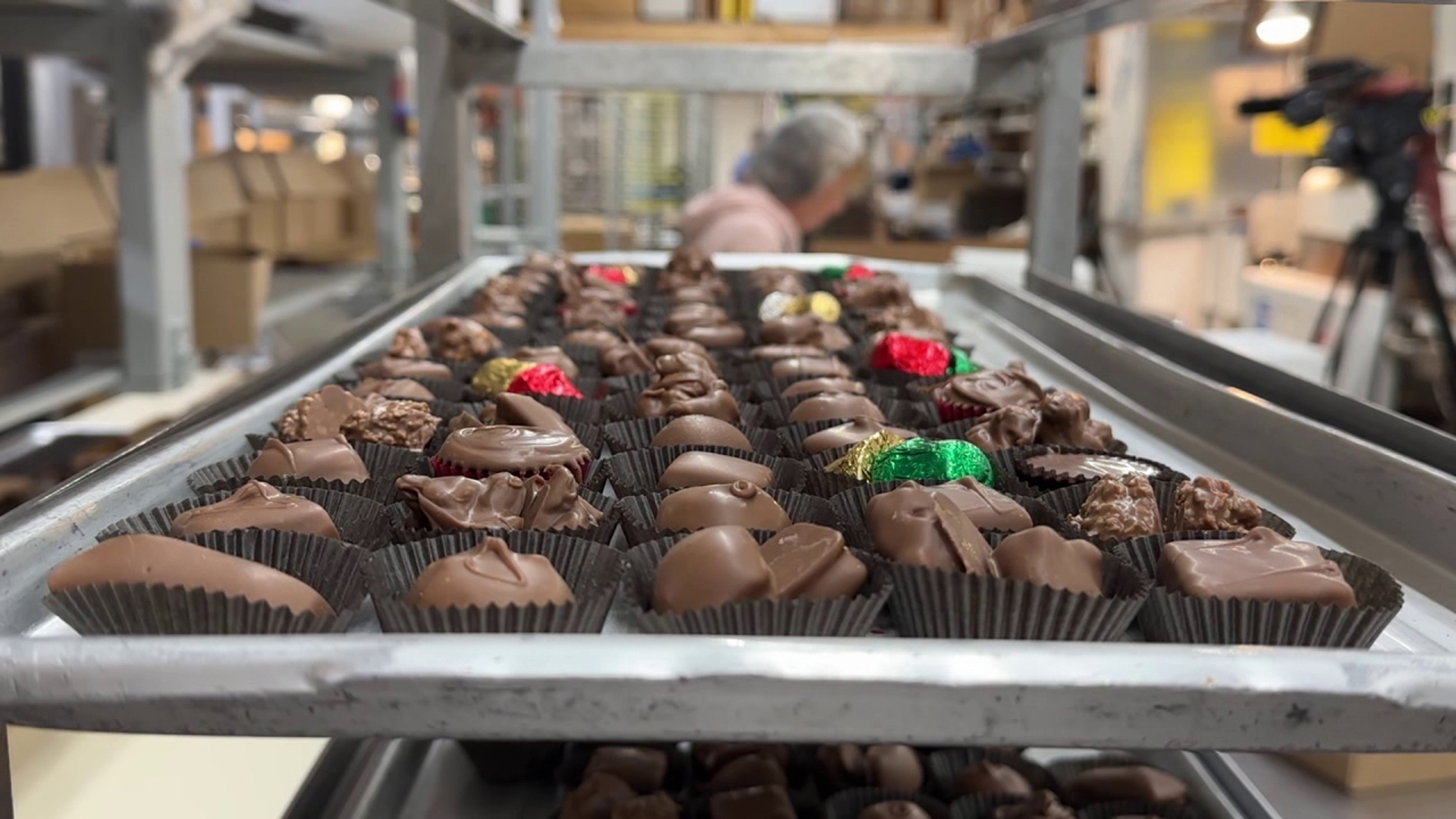 Checking out Michael Mootz Candies with Chelsea | wnep.com