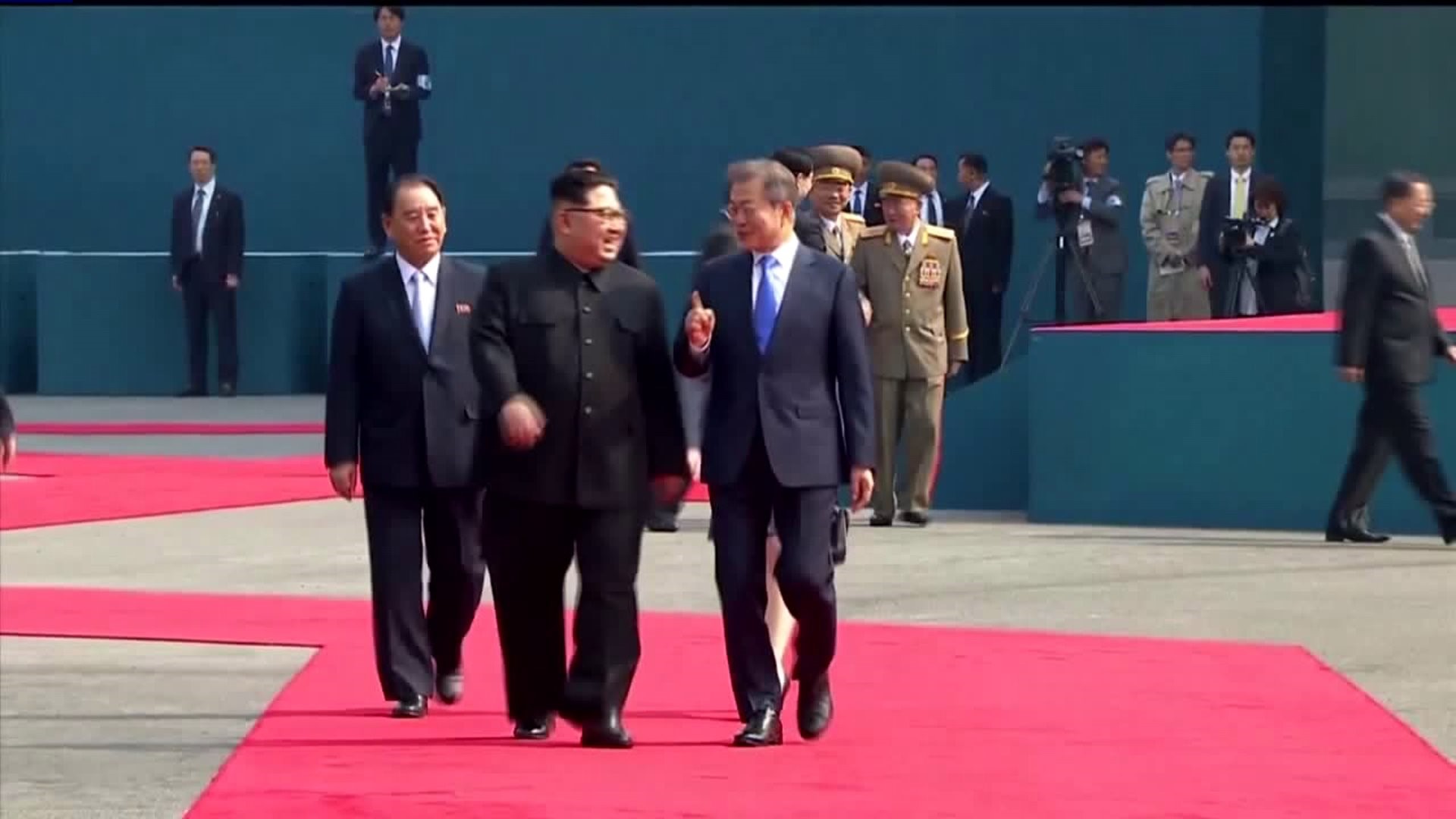 `My heart was pounding` -Reaction to North and South Korea Meeting