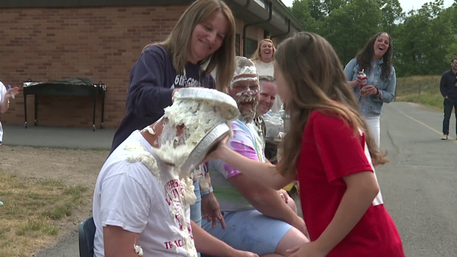 Students at Riverside Elementary East gave a special treat to school leaders for the end of the year.