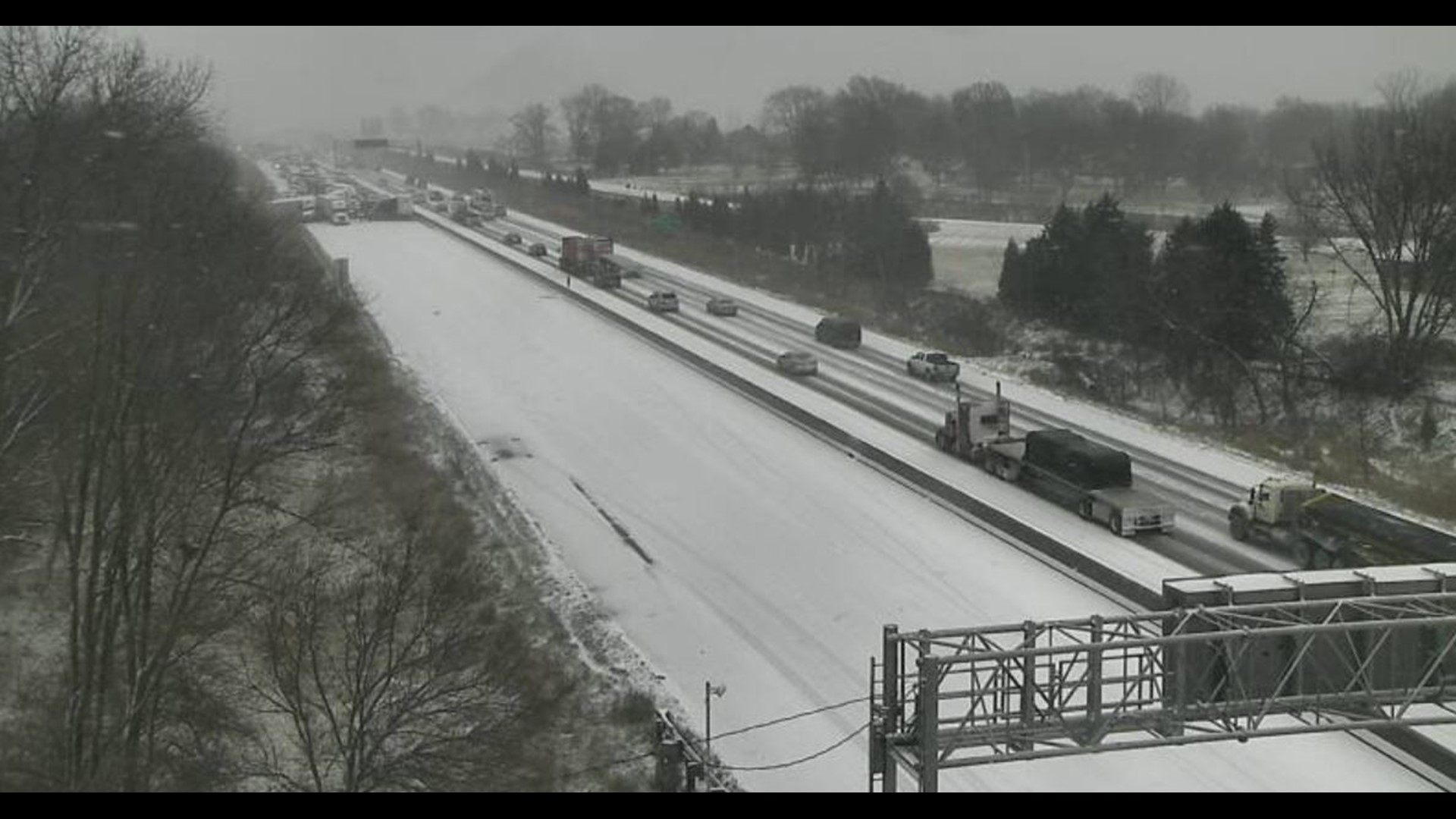 Fatal crash closes down portion of I-80 westbound