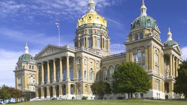 Iowa agrees to pay $5K to protesters banned from Capitol