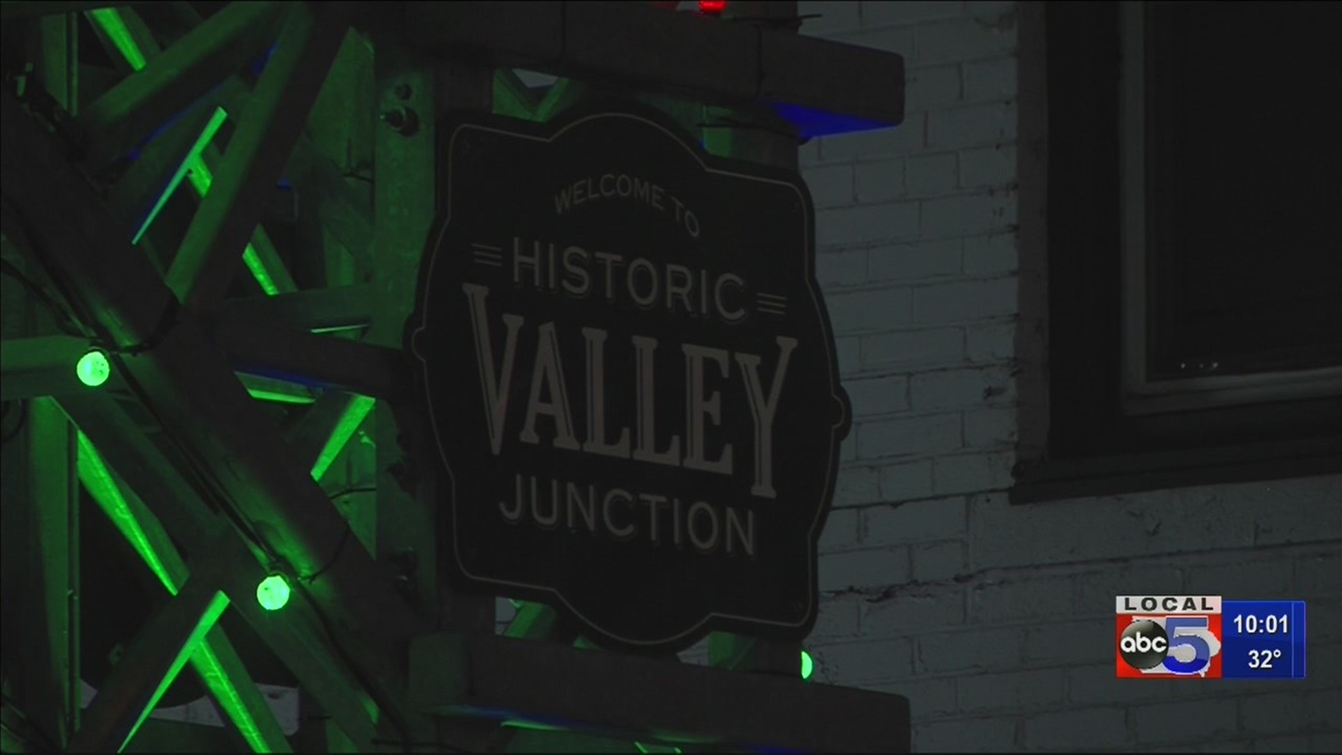 LIGHT Valley Junction kicks off the holiday season