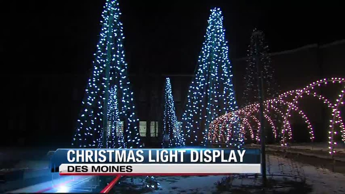 Beaverdale Church shows off moving Christmas light display