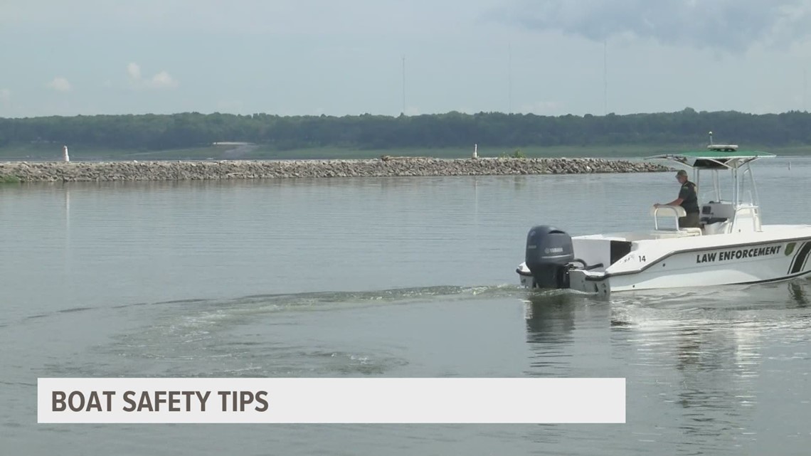 Law enforcement offers boating safety tips