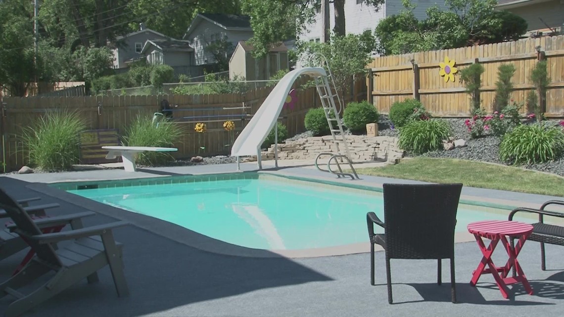 Des Moines family rents out their pool to help others beat the heat