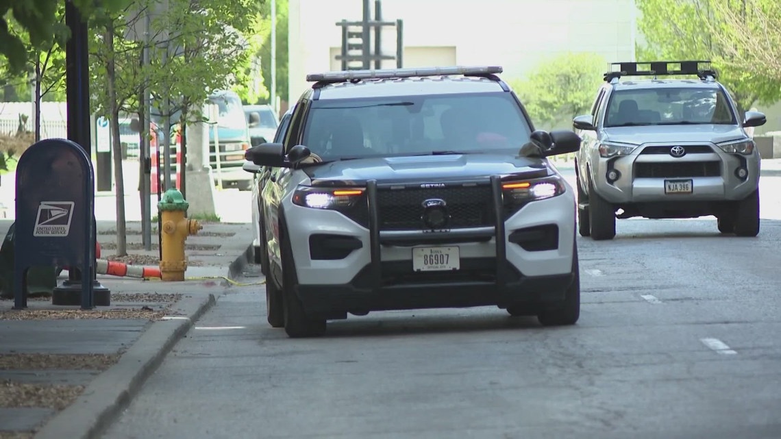 2 men charged in separate Des Moines bank robberies
