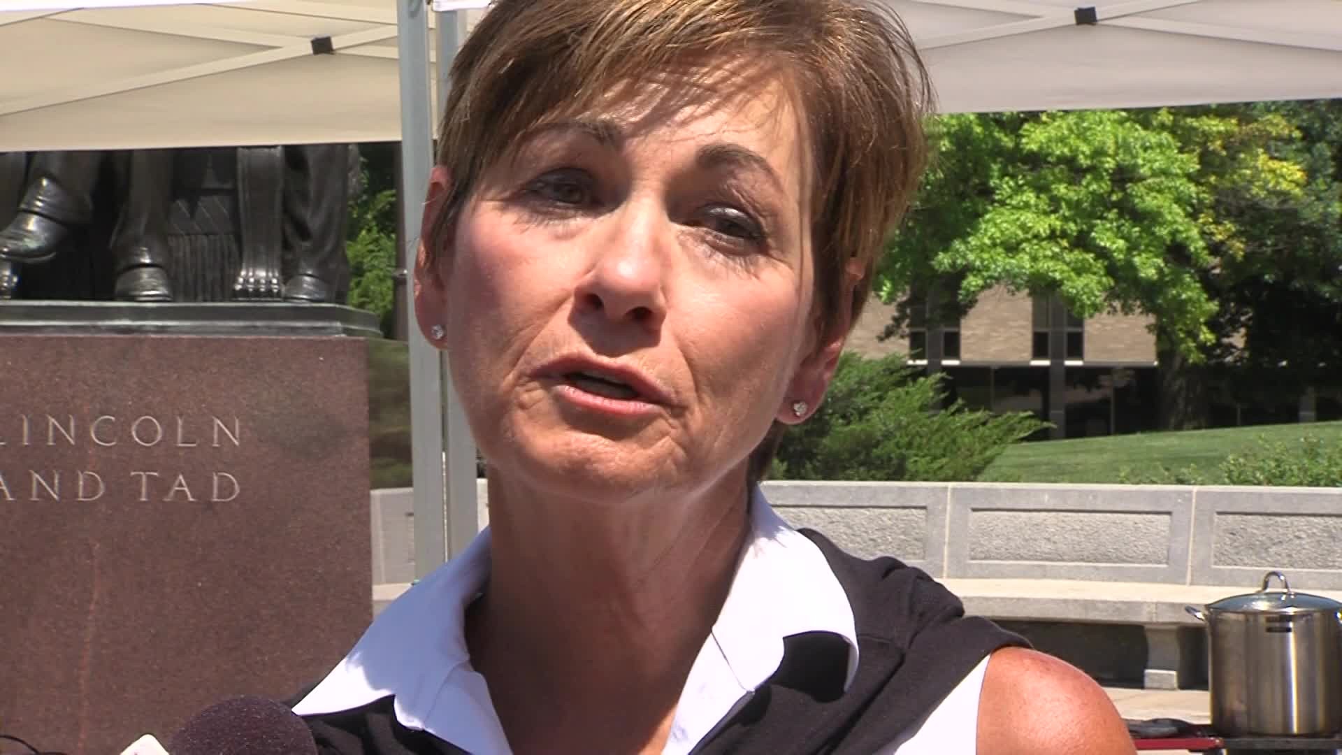 Gov. Reynolds talks about Medicaid contracts