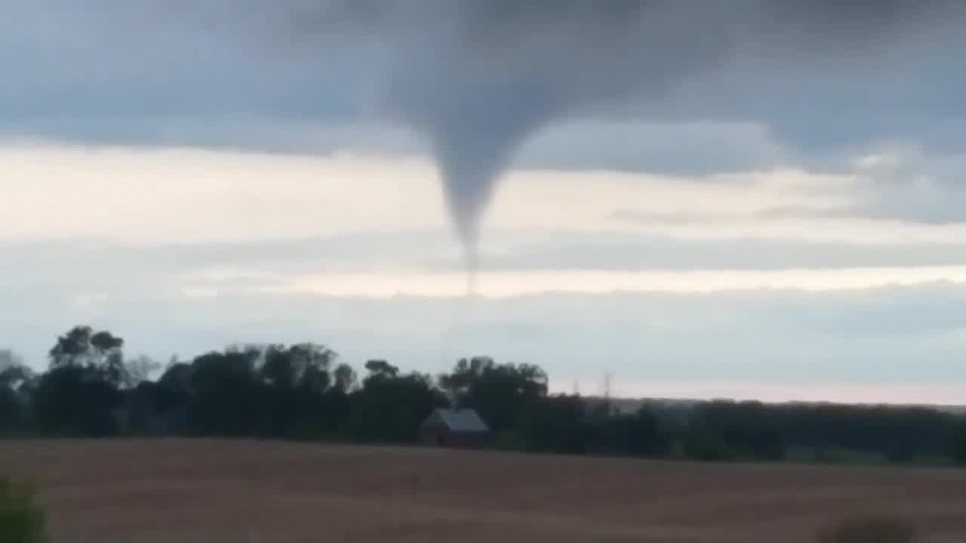 Confirmed tornado in Eldora, IA
