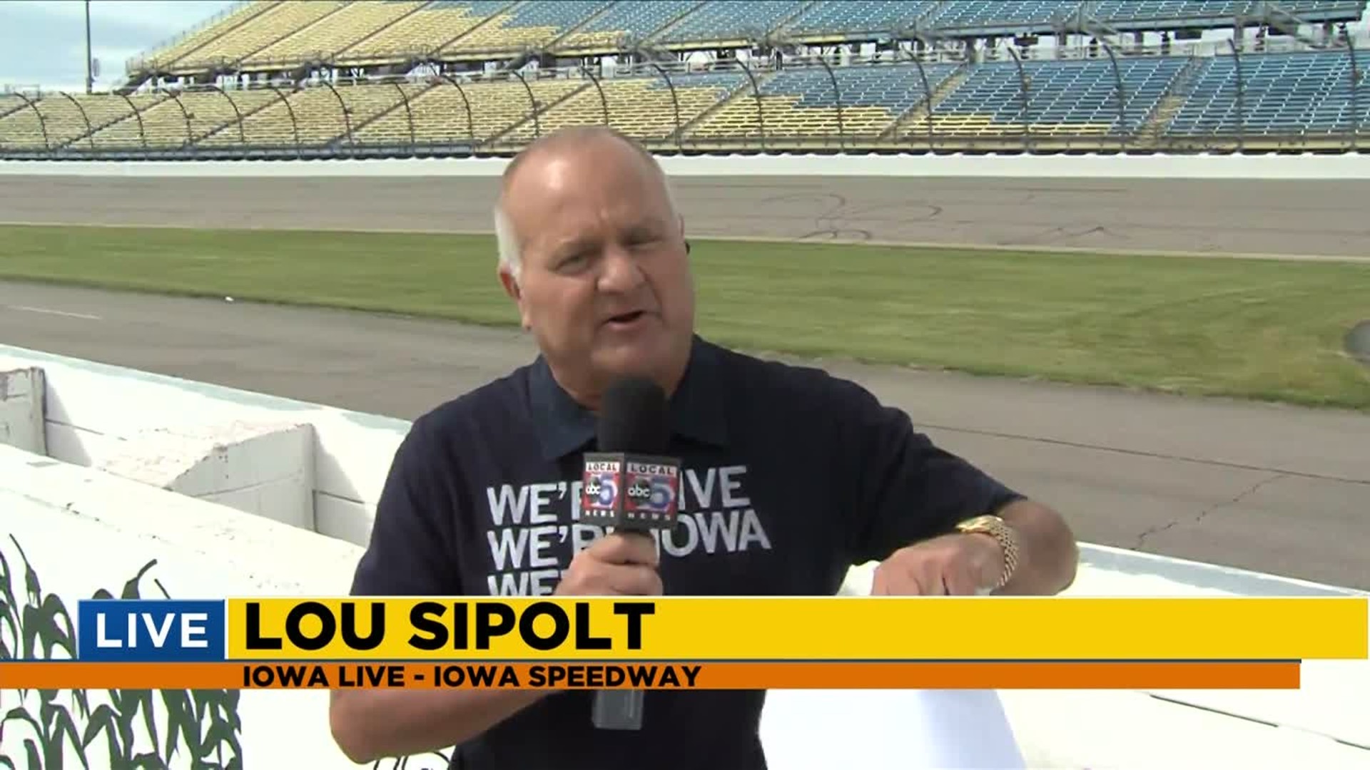 Lou Live at the Iowa Speedway