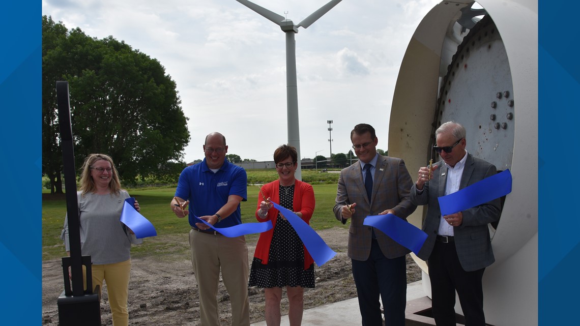 DMACC unveils new energy park with MidAmerican donation - Vimarsana News