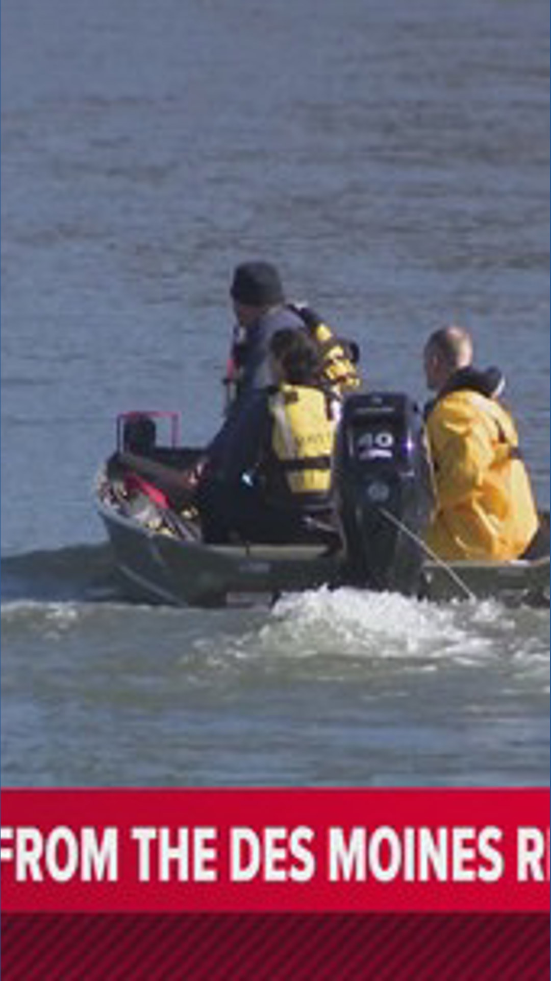 Death investigation underway after crews recover man's body from Des ...