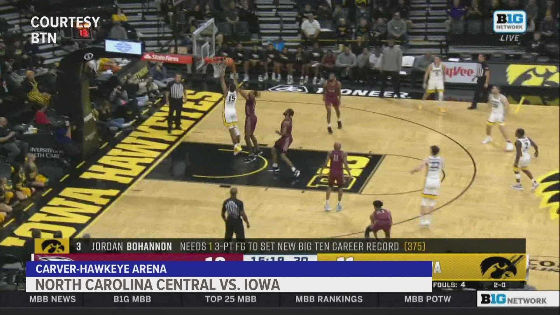 Murray has 27 points, 21 rebounds; Iowa beats NC Central