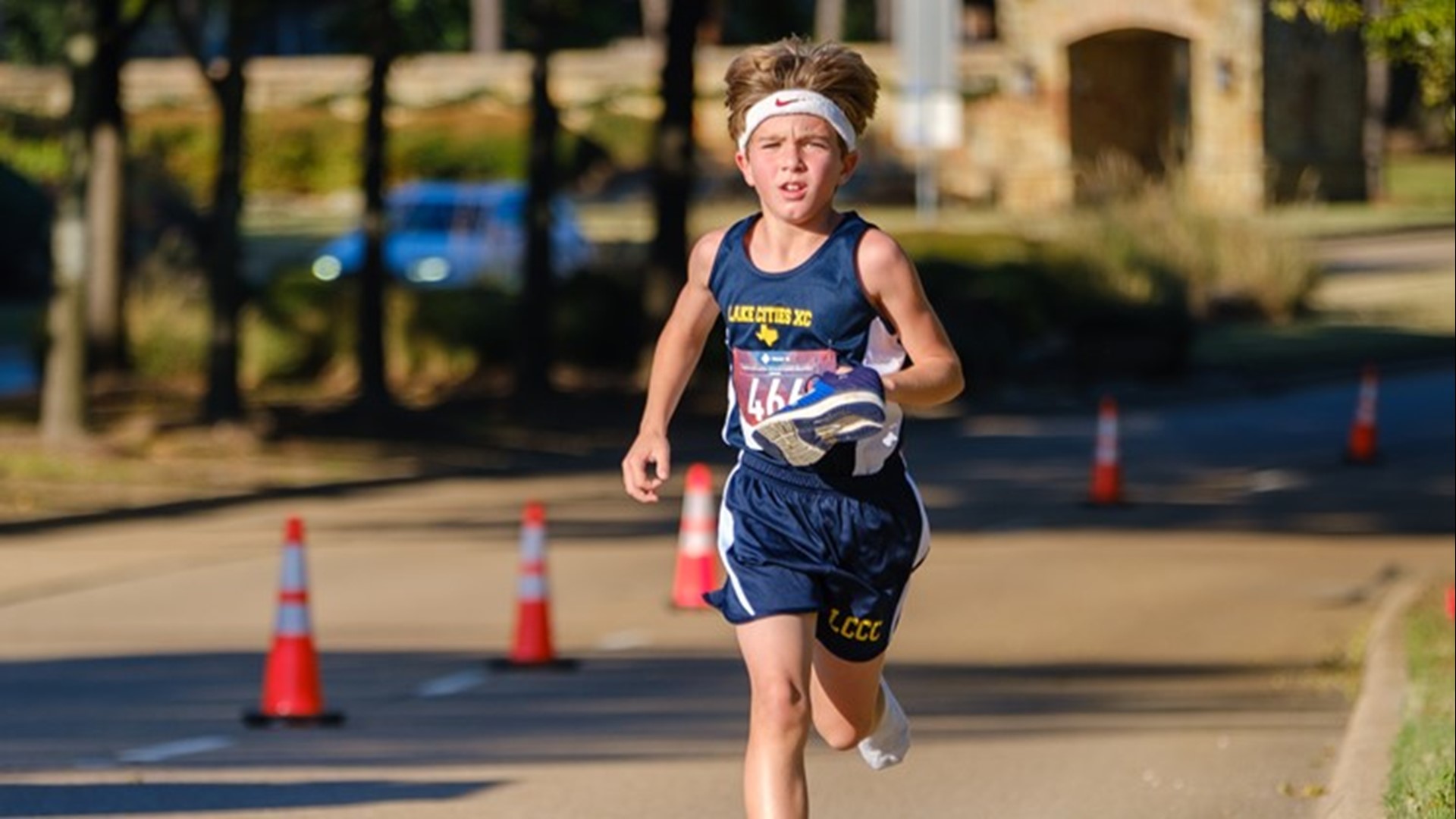 8-year-old runner honors late grandfather with one shoe and 3.1 miles of determination