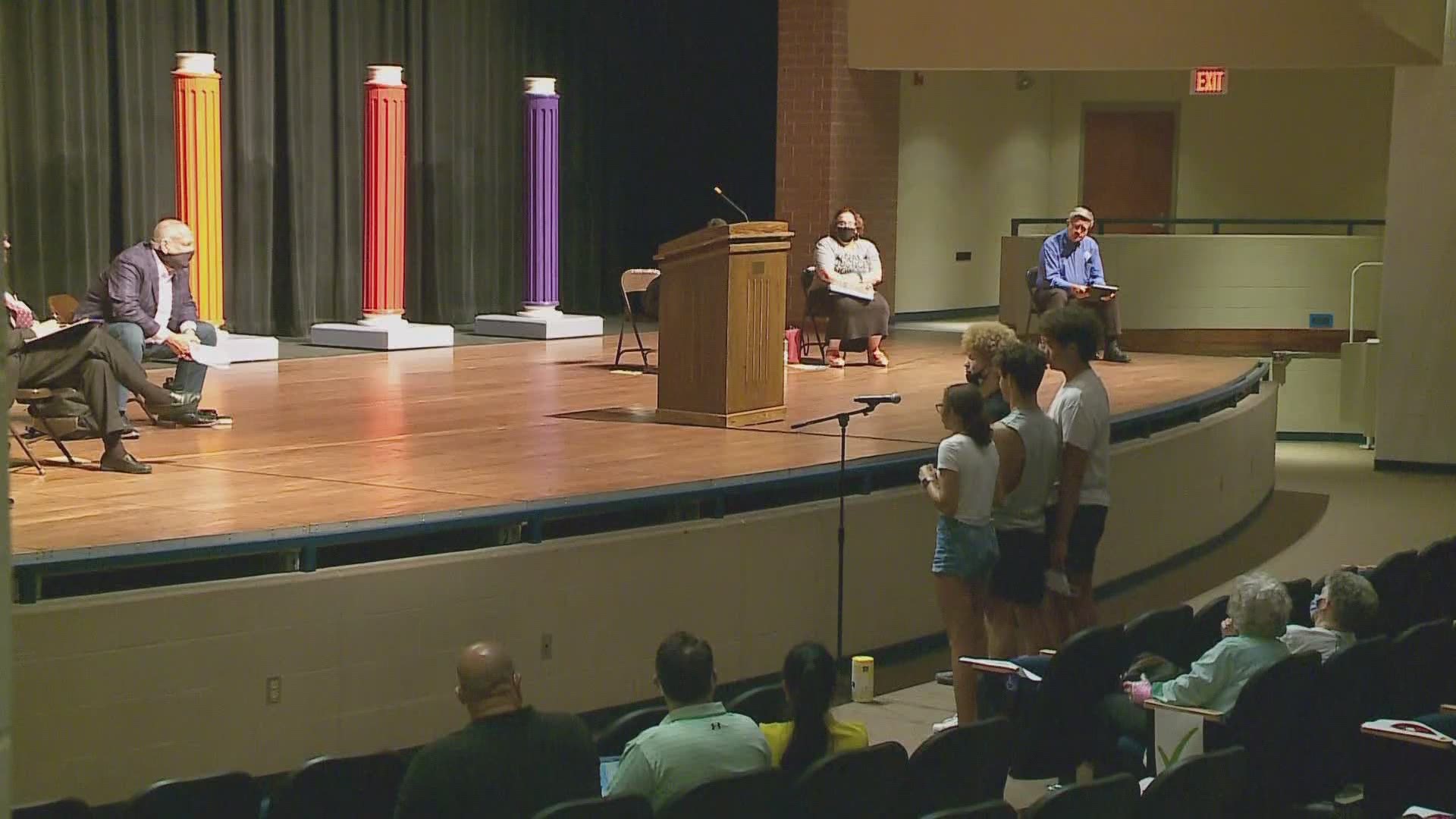Listening session in Urbandale addresses racial issues