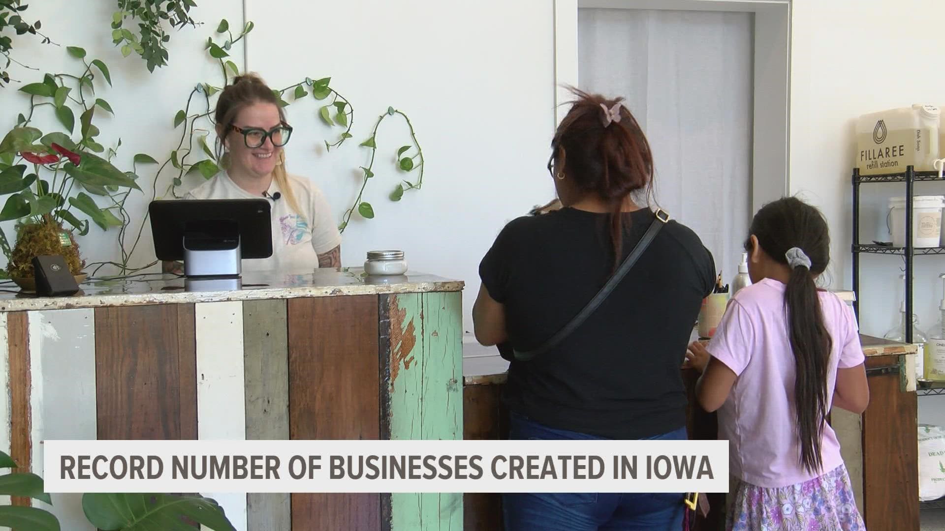 Amid low unemployment rates and government assistance, Iowa records a record amount of new businesses.