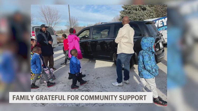 Family of 5 kids left parentless thankful for community support