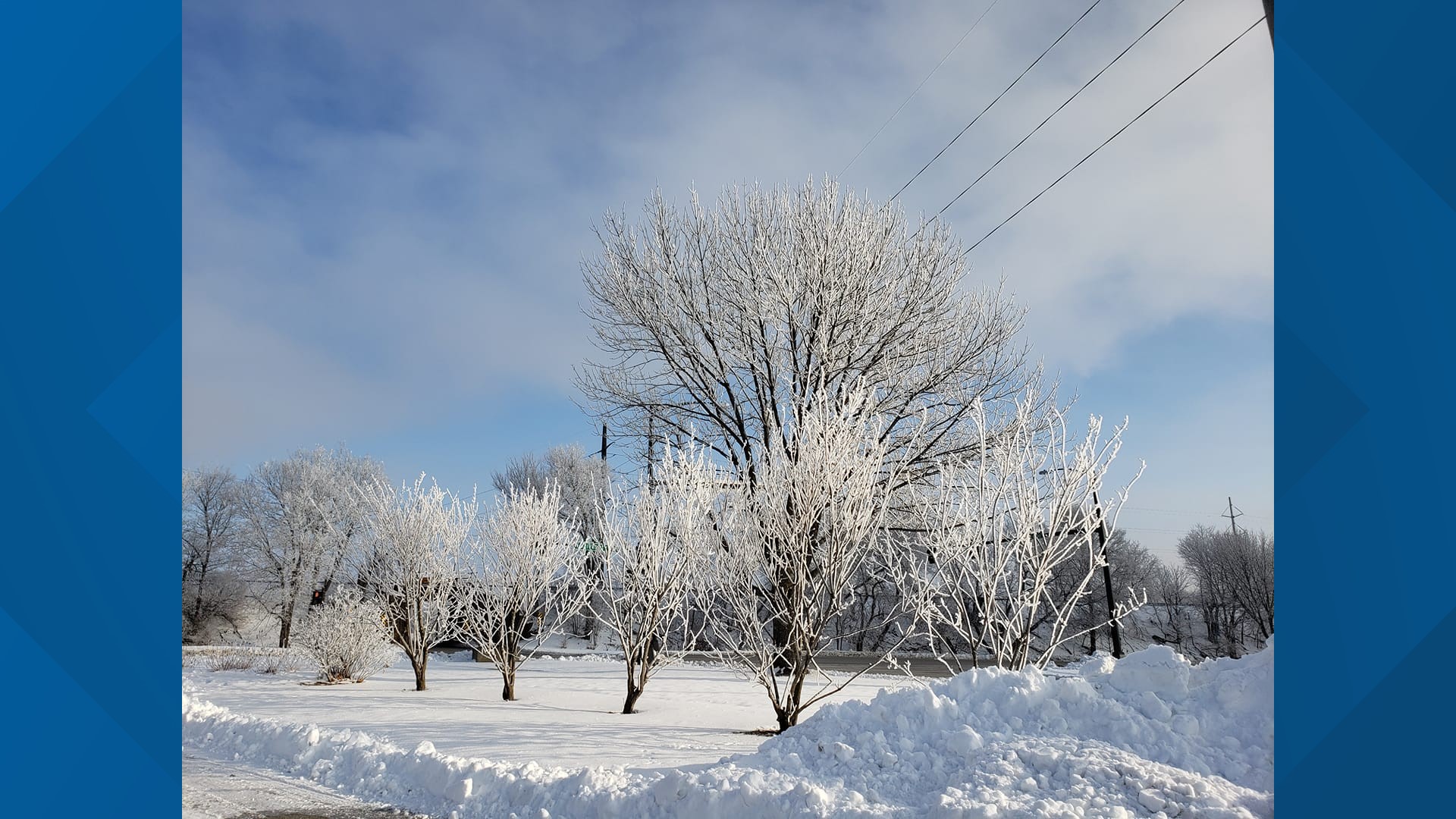 The difference between hoar frost and rime ice