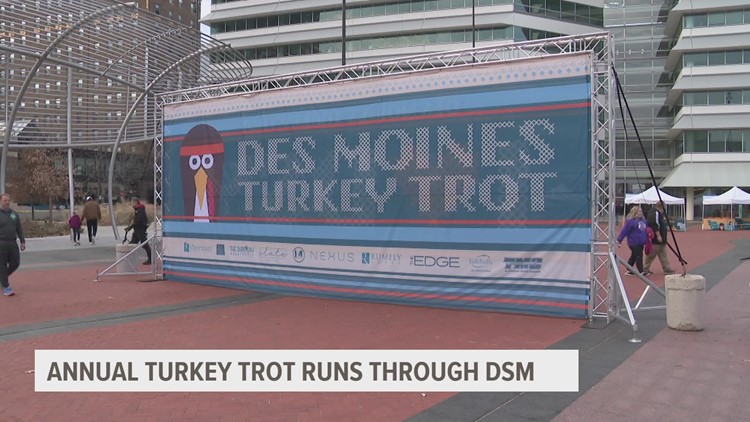 Annual Turkey Trot runs through Des Moines