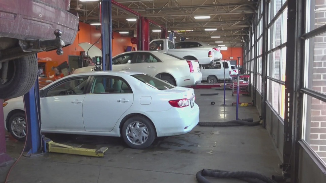 Prepare your car for summer trips: Experts warn about heat-related issues