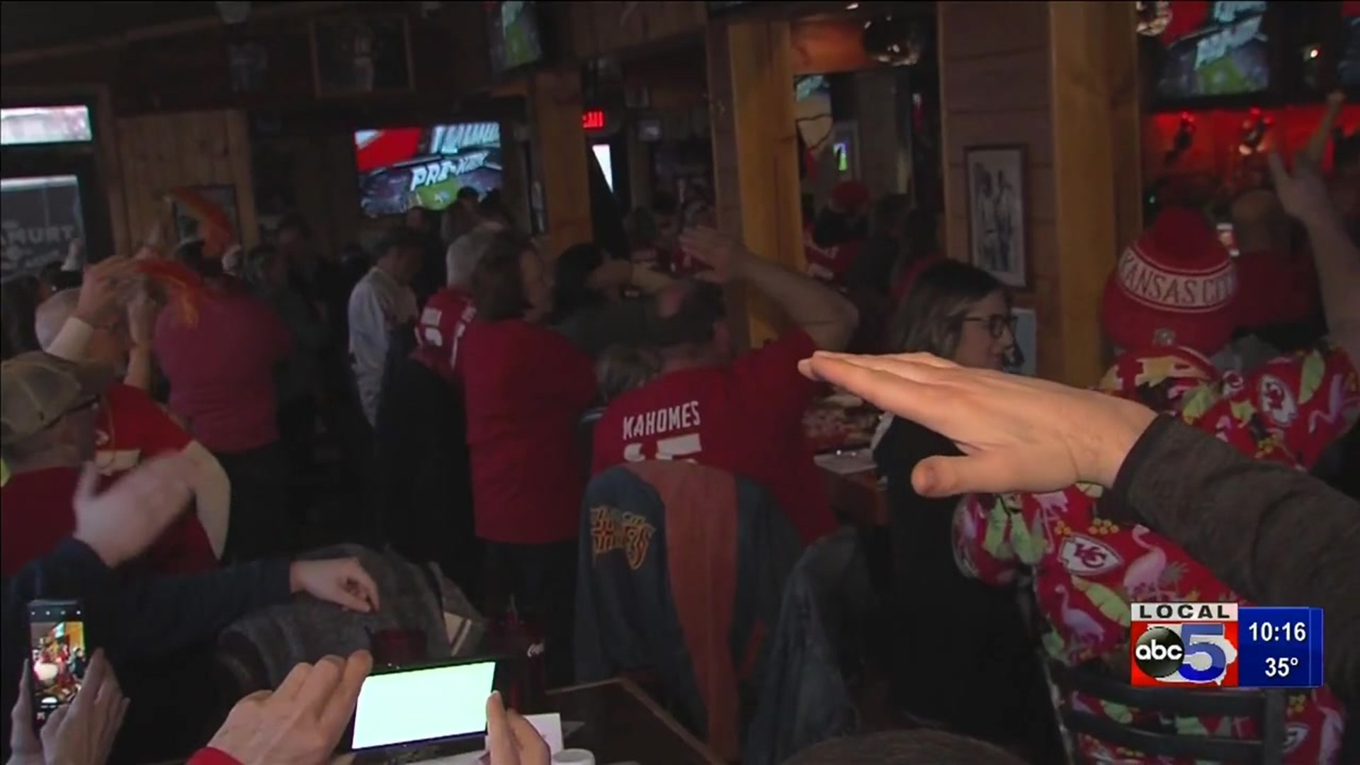 For Iowa Chiefs fans, caucusing comes after long night of Super Bowl  celebration