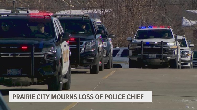 Procession honors late Prairie City Police Chief