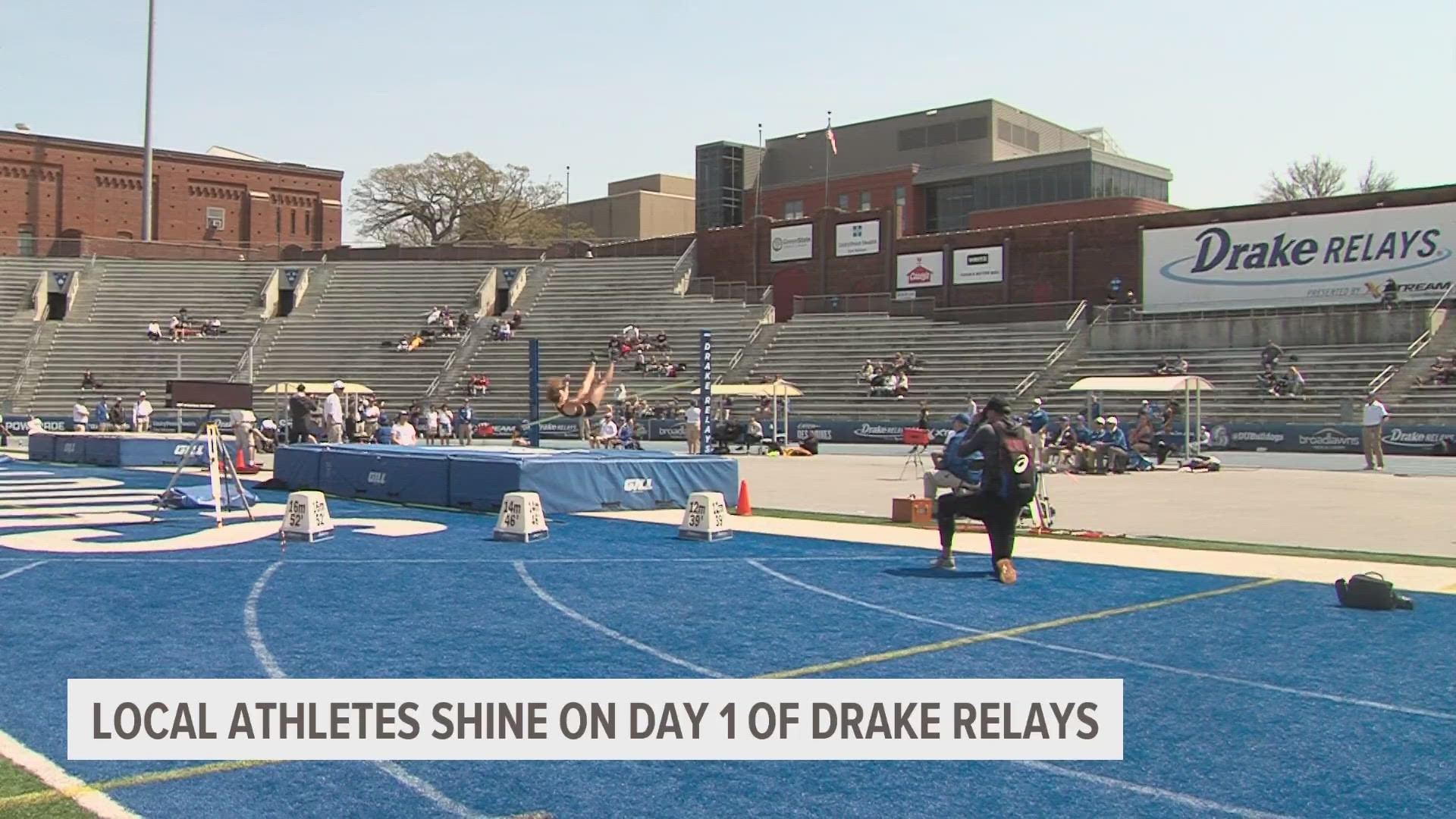 The Drake Relays opened up with the men's decathlon and women's heptathlon.