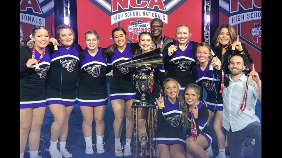 Johnston HS cheerleading team takes home national title