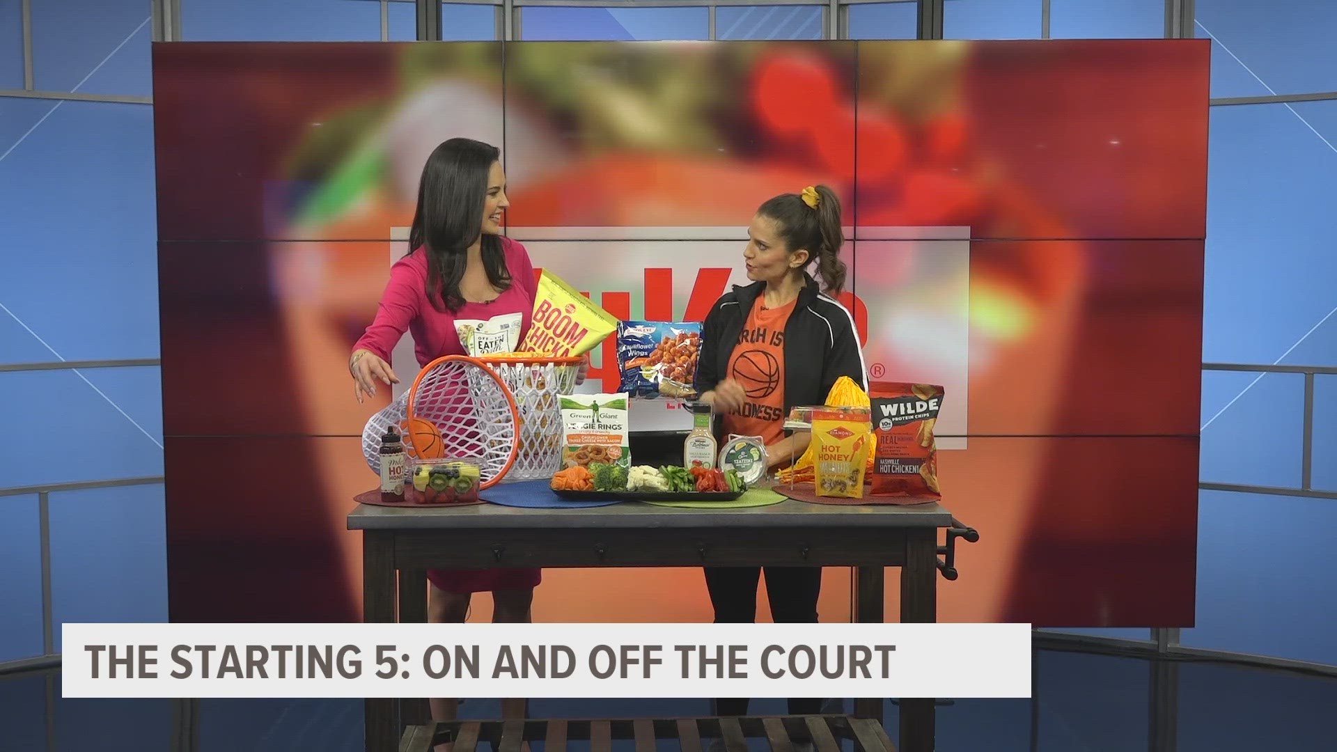 Hy-Vee registered dietitian Erin Good shows you how to fuel the body with five different food groups during your March Madness party.