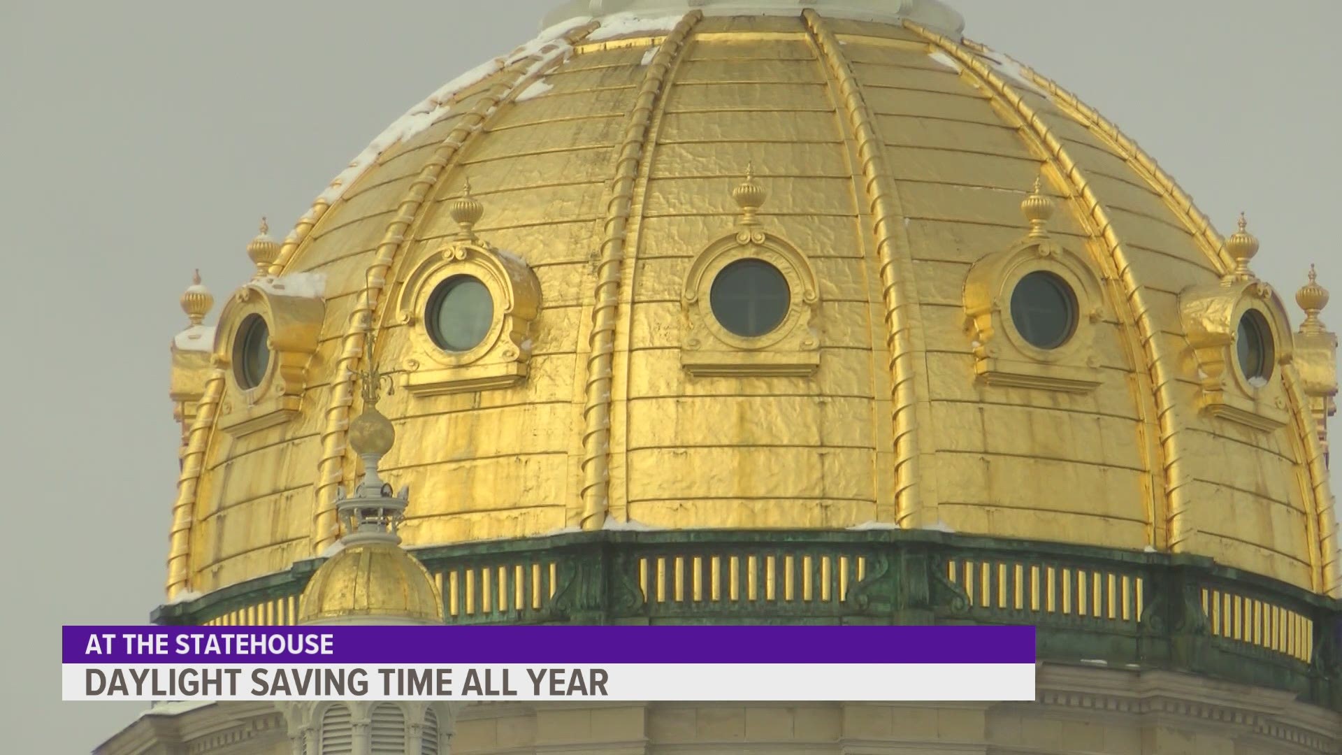 An Iowa lawmaker has introduced a bill that would keep daylight saving time around all year.