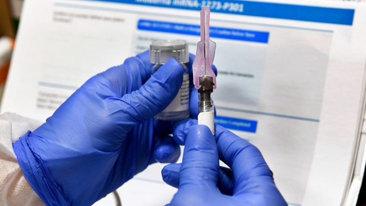 Second COVID-19 vaccine by Moderna to receive FDA panel vote