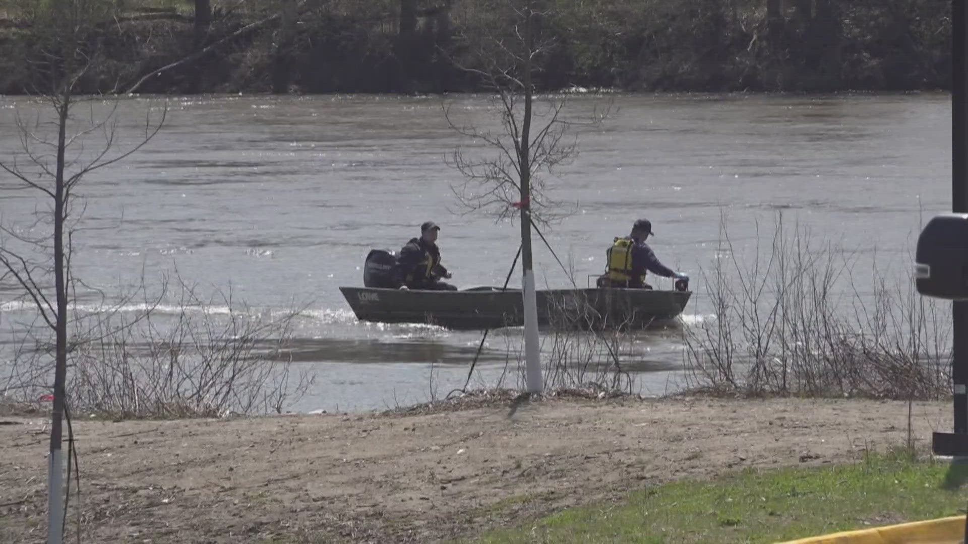 Police identify deceased person found in Des Moines River as missing ...