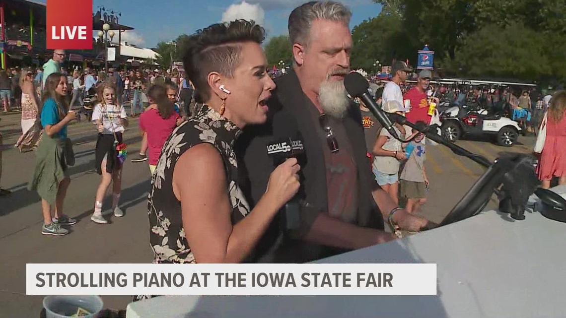 Strolling Piano brings music to the streets at the Iowa State Fair