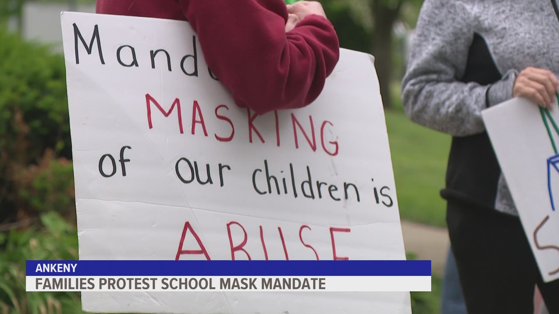 Monday, a little over 30 parents and children gathered to voice their concerns over wearing masks for the two weeks remaining in school.