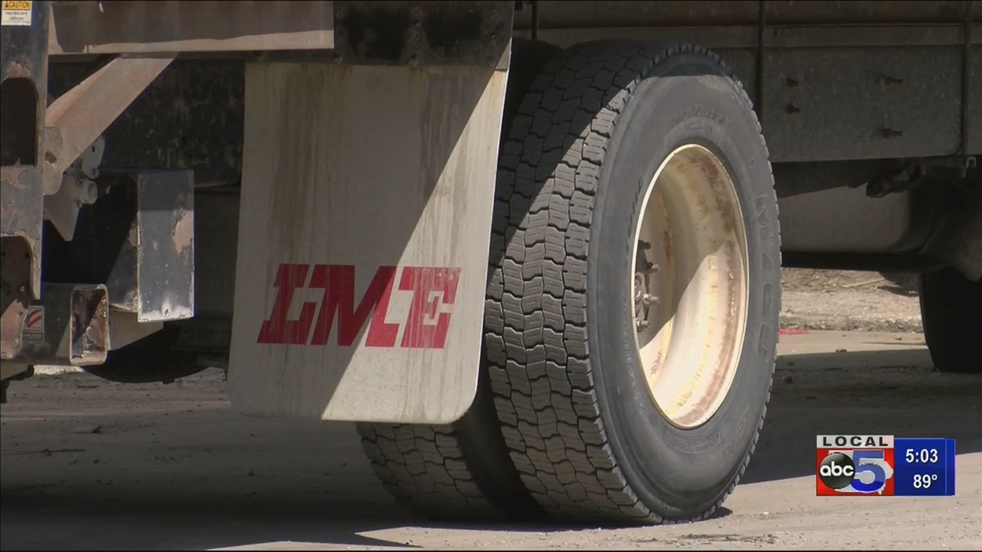 Trucking company unexpectedly shuts down, leaving many Iowa workers ...