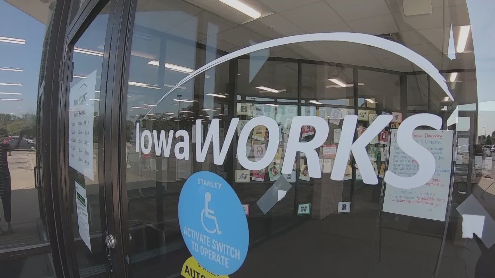 Unemployed Iowans say they haven't received unemployment benefits