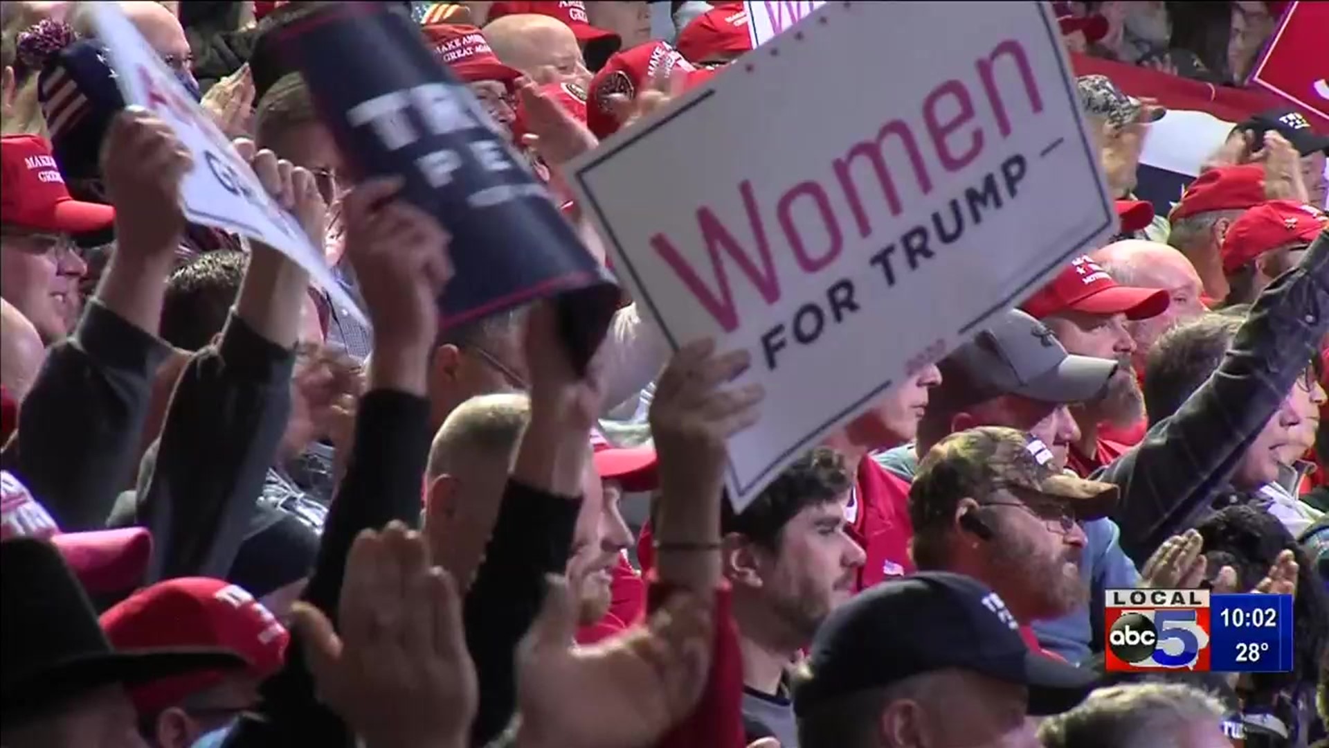 Trump touts new trade deal, low Iowa unemployment at Thursday rally in Des Moines