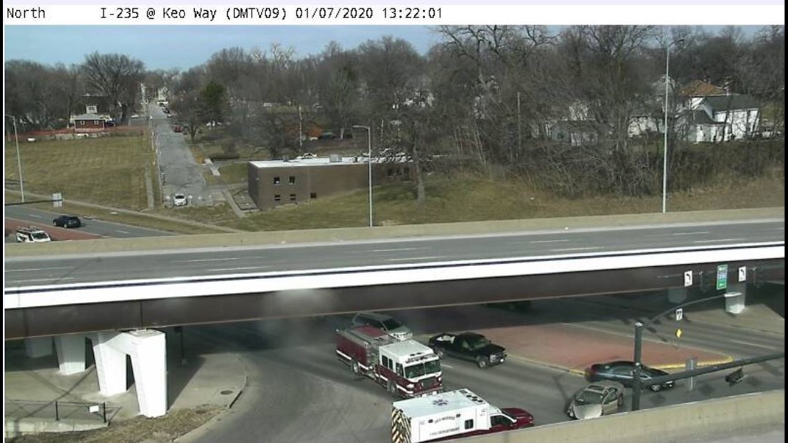 2-injured-in-des-moines-crash-near-i-235-and-keo-way-weareiowa