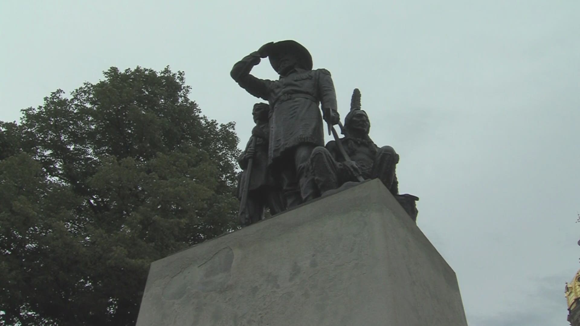 Call for tearing down statues has come to Iowa