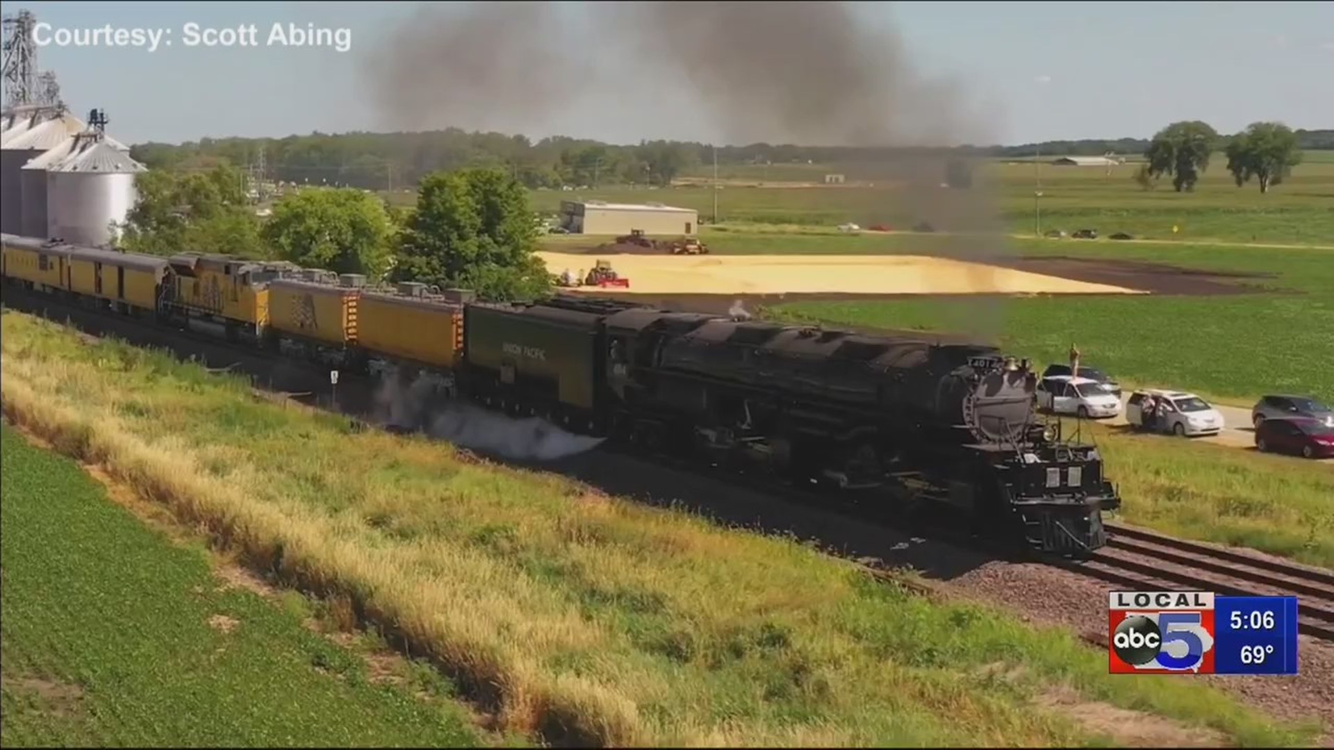 Iconic steam engine rolling through Iowa