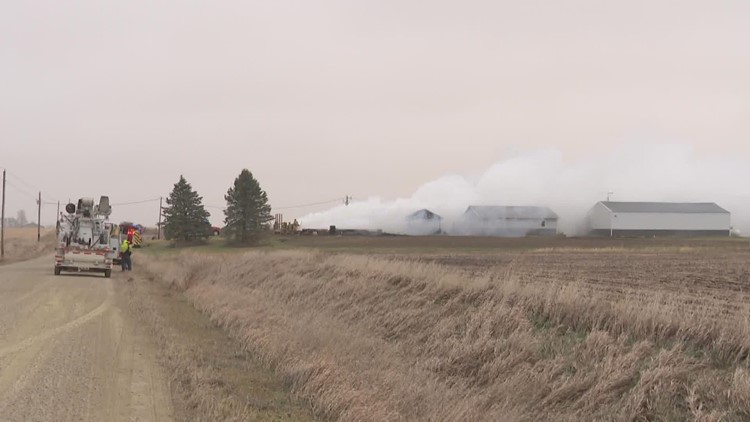 Crews respond to fire in Winterset countryside
