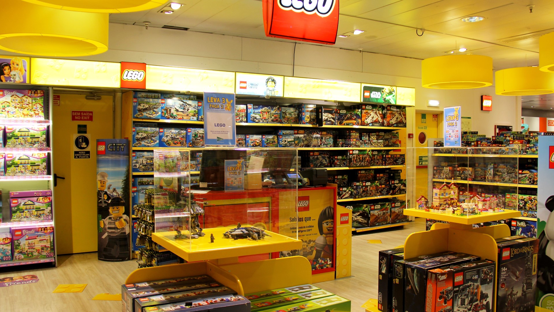A physical LEGO store allows customers to make personalized mini figurines, stock up on rare or unusual parts from the pick-a-brick wall and much more.