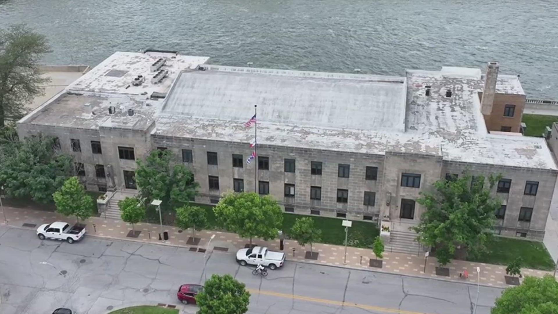 According to the Iowa Architectural Foundation, the building was designed in 1934.