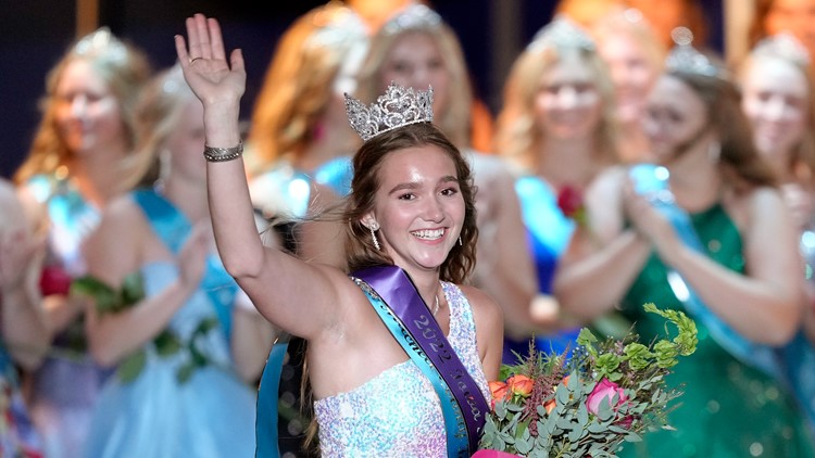 Who is the 2022 Iowa State Fair Queen?