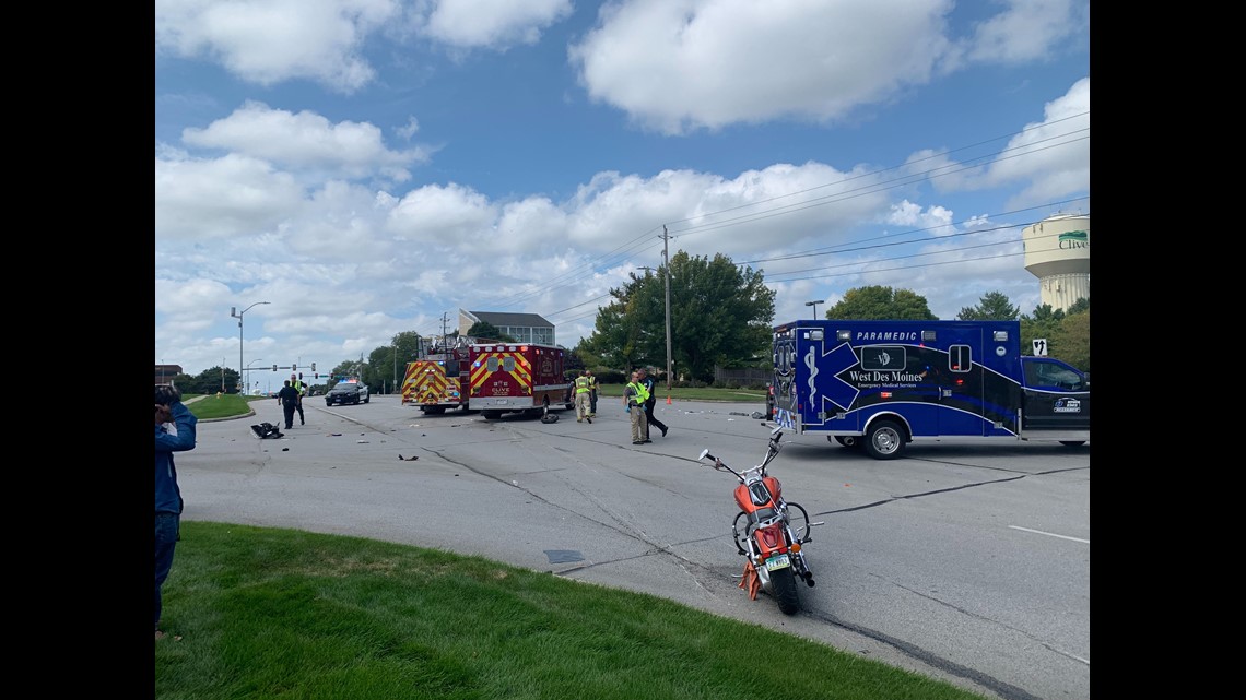 Man passes away after motorcycle crash in West Des Moines