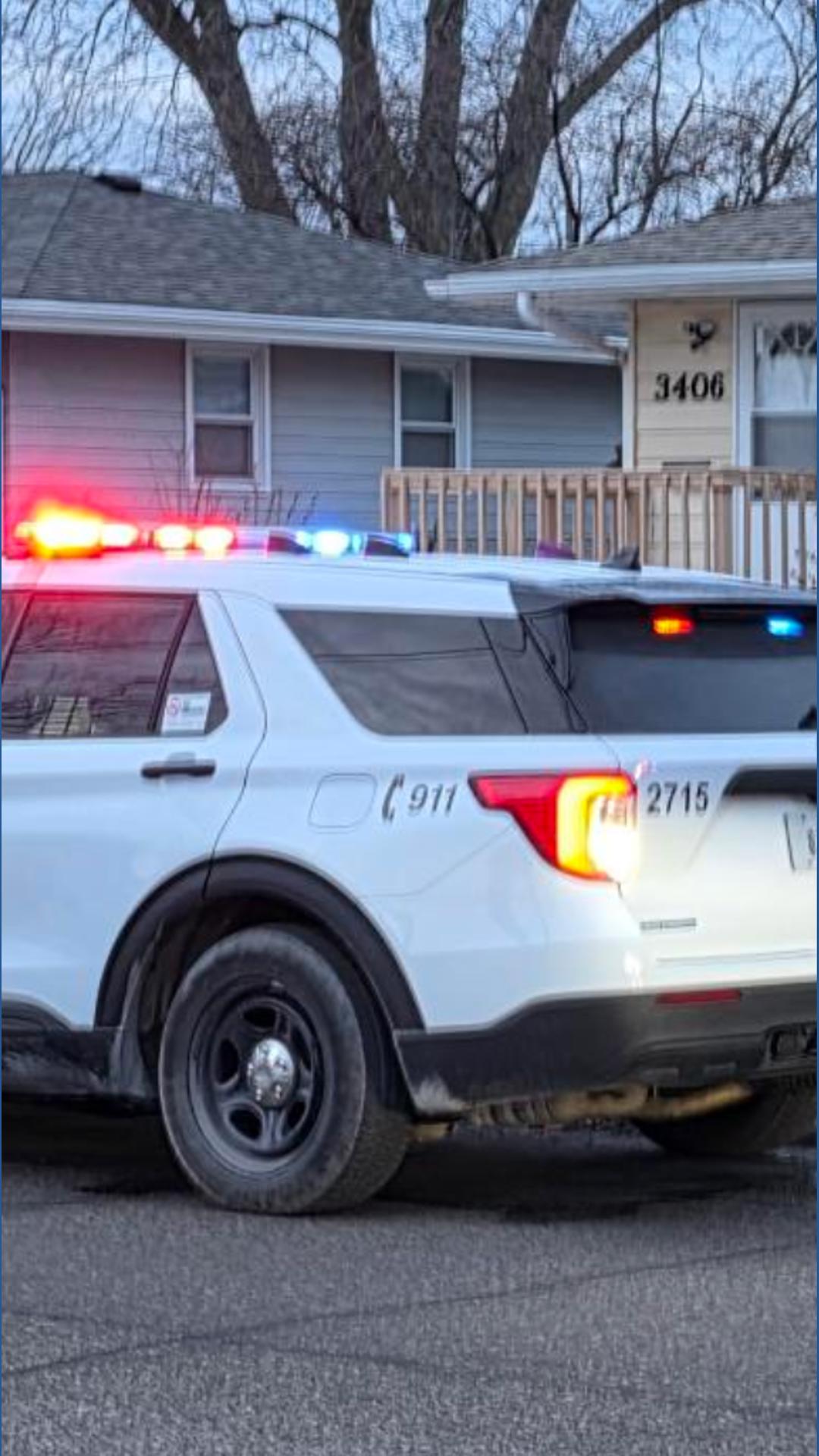 Des Moines police say 1 person in custody after stabbing | weareiowa.com