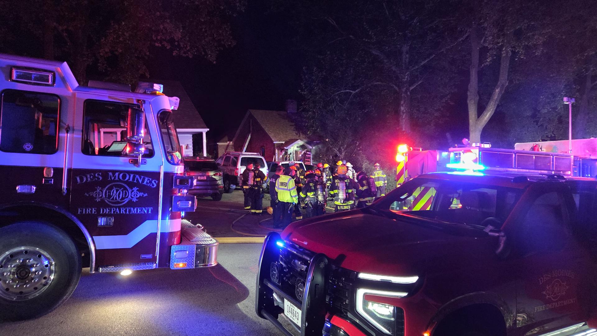 Occupant sustains 'significant injuries,' 2 firefighters also injured ...