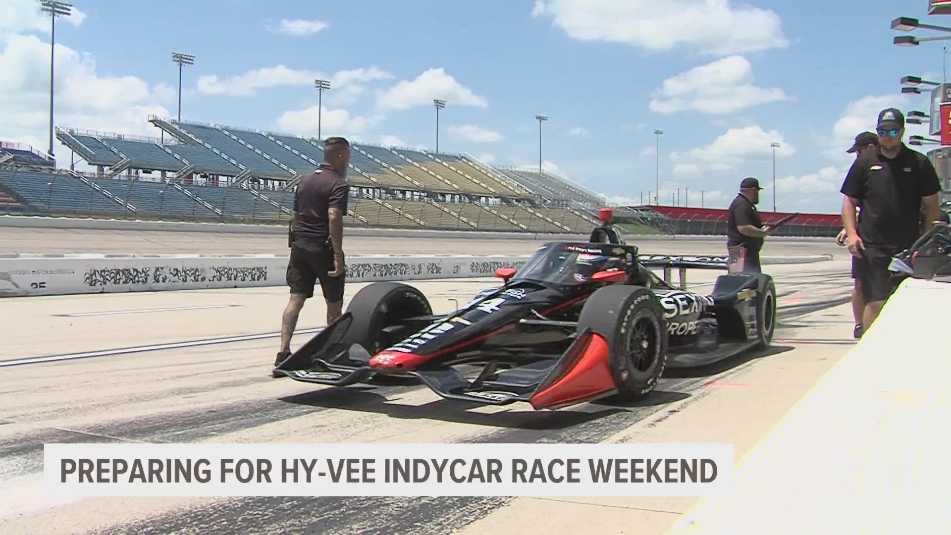 Drivers preparing for Hy-Vee IndyCar race weekend