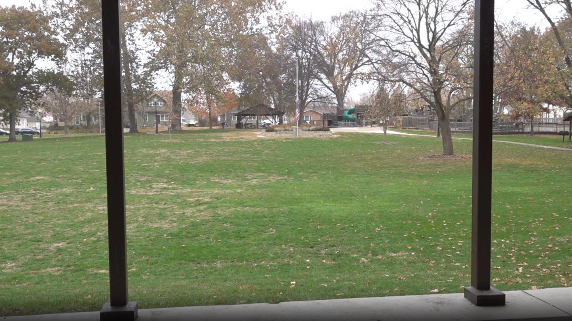 Pella leaders considering ban on public camping