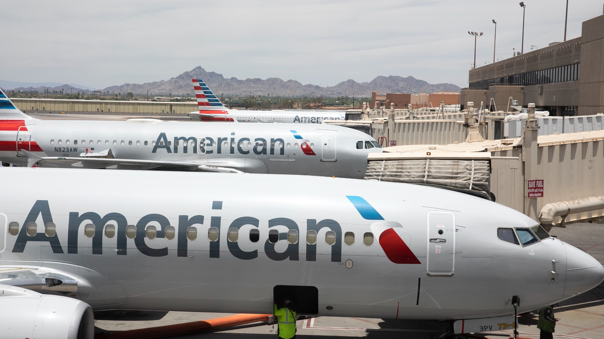 American Airlines will join Delta in offering nonstop flights to New York's LaGuardia Airport (LGA) starting June 2.